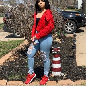 Meet your Posher, Destiny